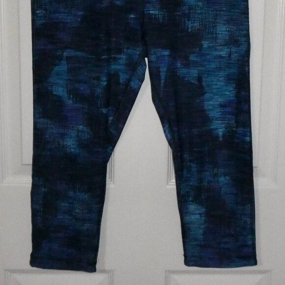 Z BY ZOBHA BLUE/BLACK/PURPLE YOGA CAPRI PANTS - LITTLE INSIDE POCKET - SZ M 8-10 - Picture 2 of 2